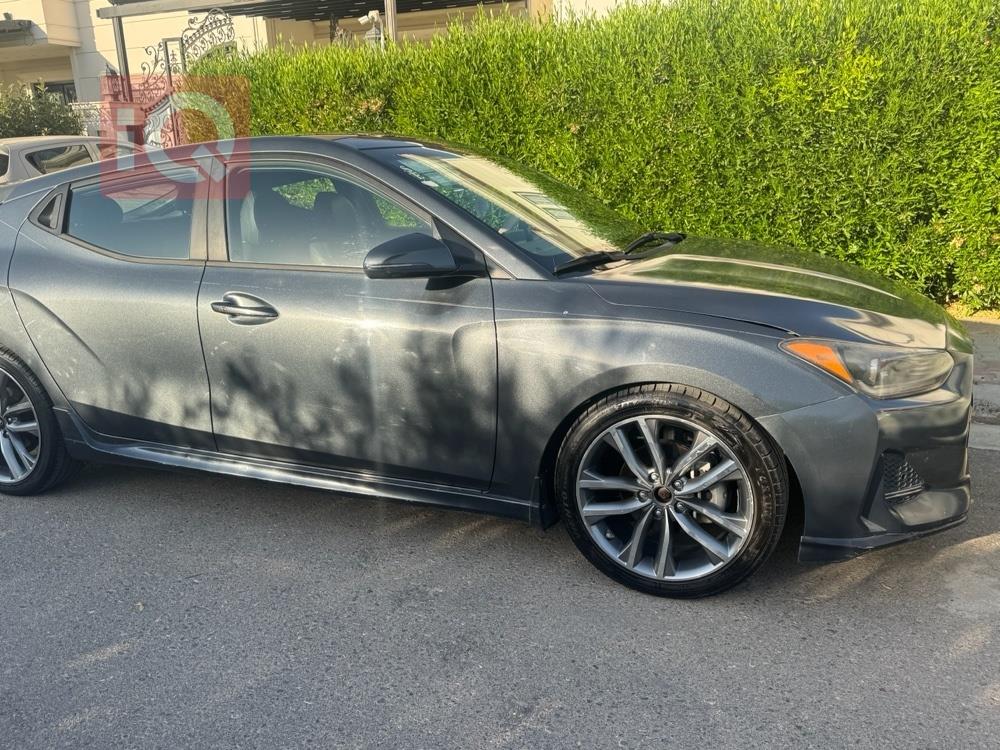 Hyundai Veloster